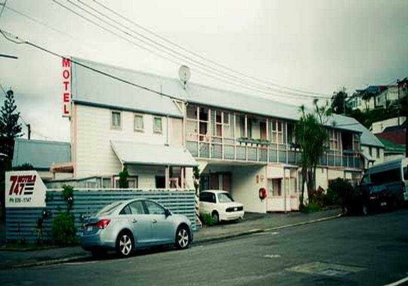 Wellington 747 Motel Exterior photo